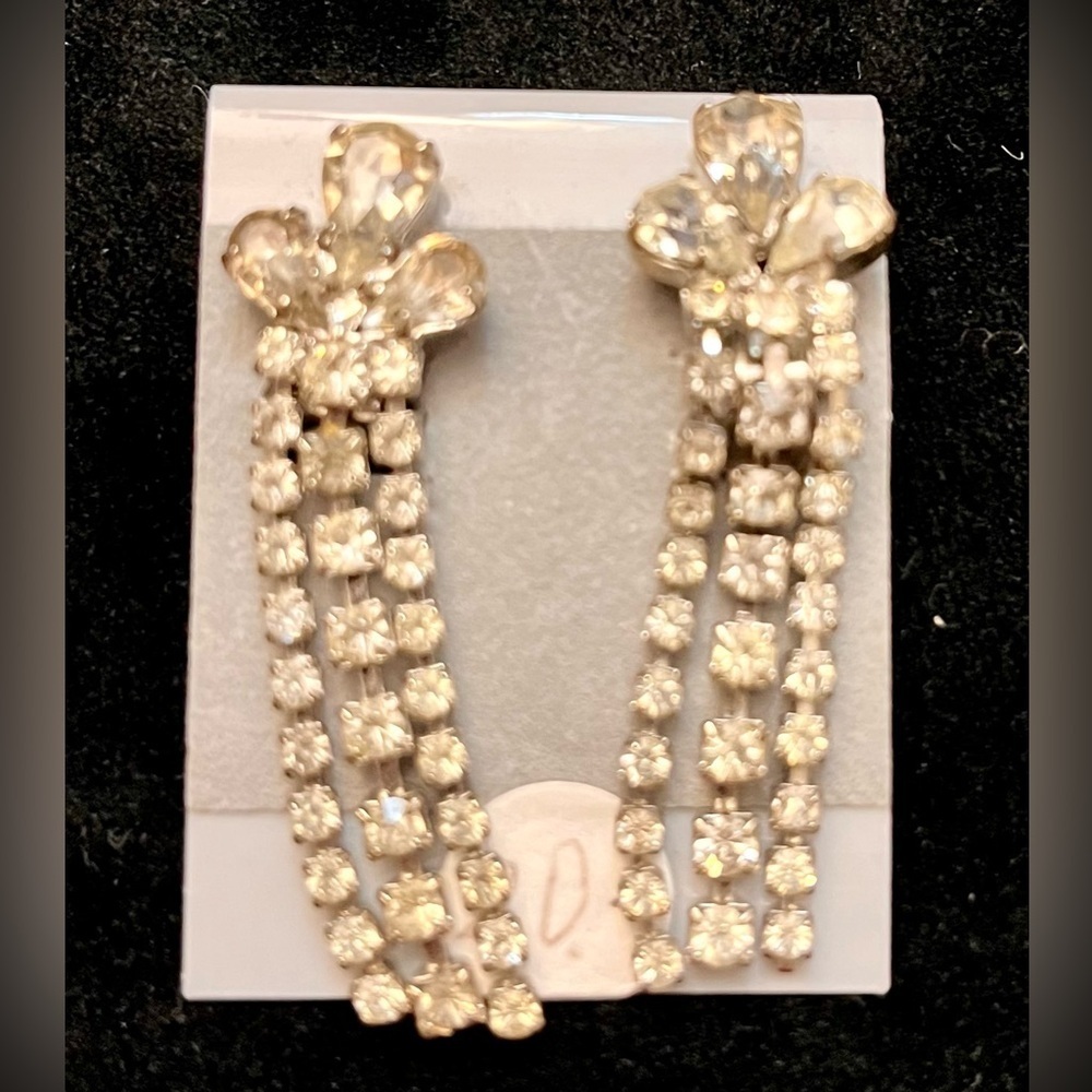 VTG 50s Rhinestone Waterfall Drop Earrings Silver Fleur De Lis Clip On Chandelie